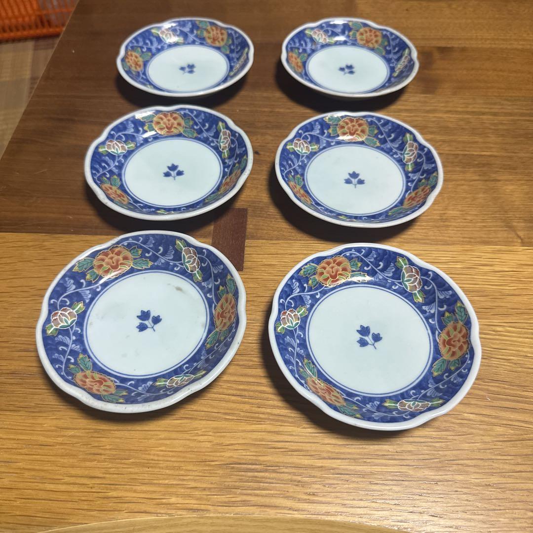 古伊万里 中皿 6枚セット 伊万里焼 花柄 銘々皿 古伊万里 青地花柄皿 6枚セット - メルカリ