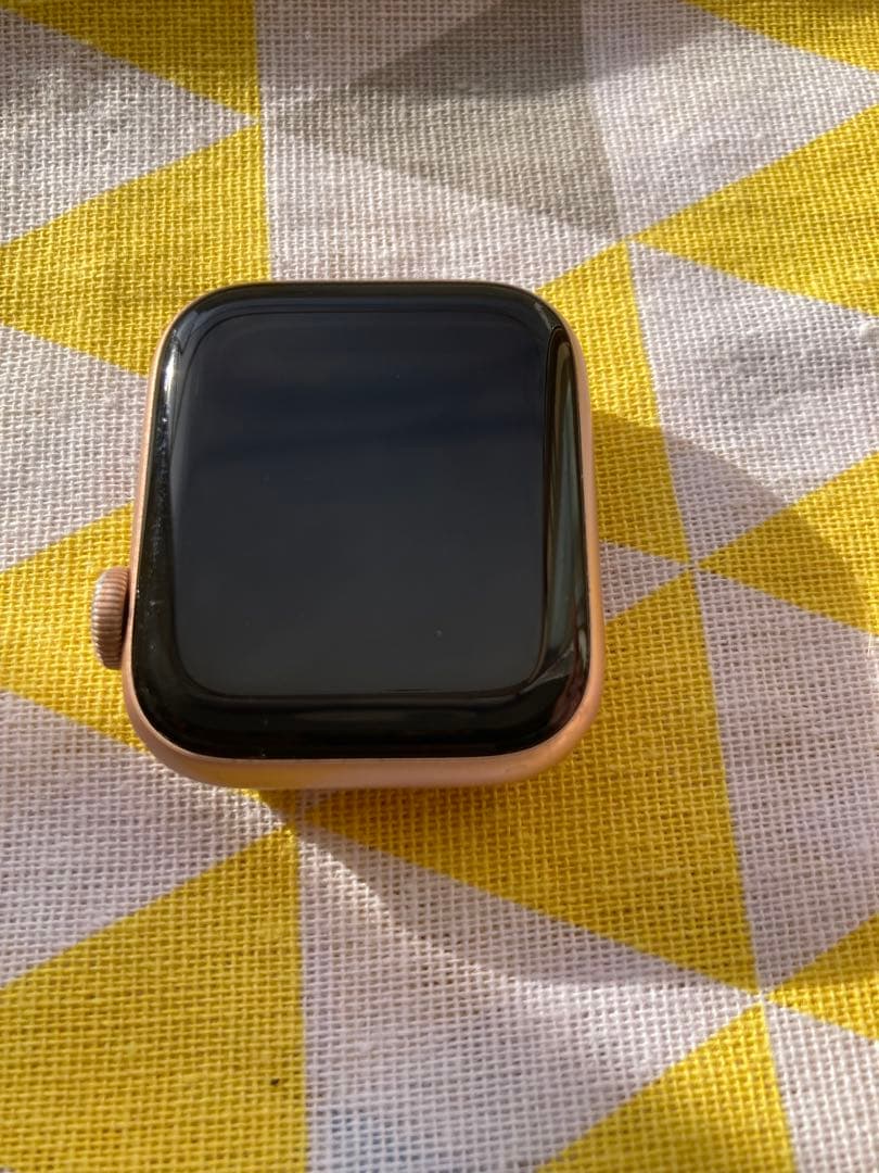 バッテリー100% Apple Watch SE ピンクゴールド 初めてセット