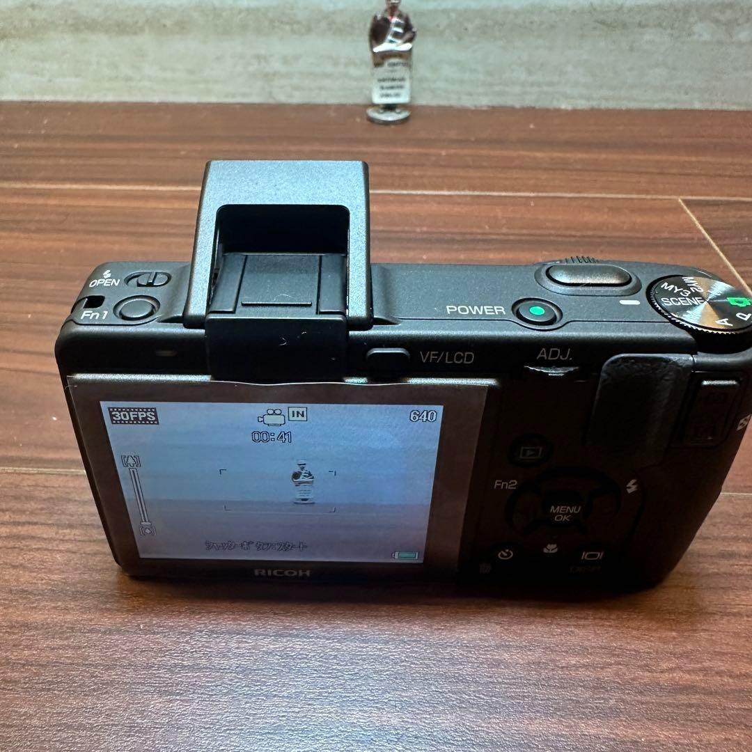 RICOH GX200 デジカメ 新品未使用 2415 RICOH GX200 デジカメ 新品未使用 2415 - メルカリ