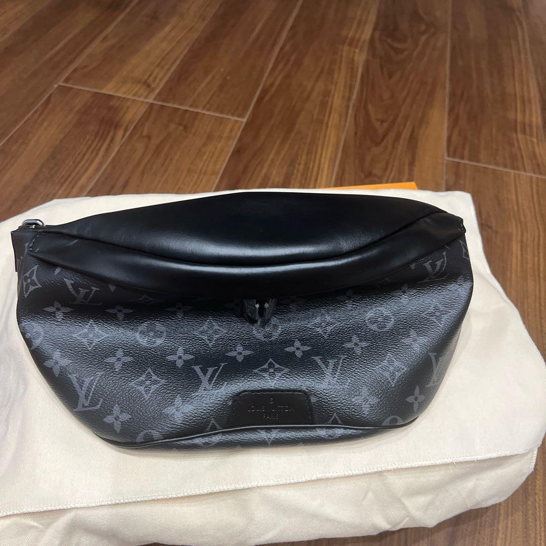 Louis Vuitton ブラック ショルダーバッグ