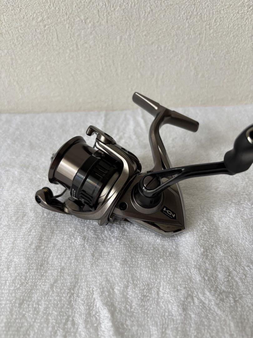 シマノ　17コンプレックスCI4+ C2500S F4美品