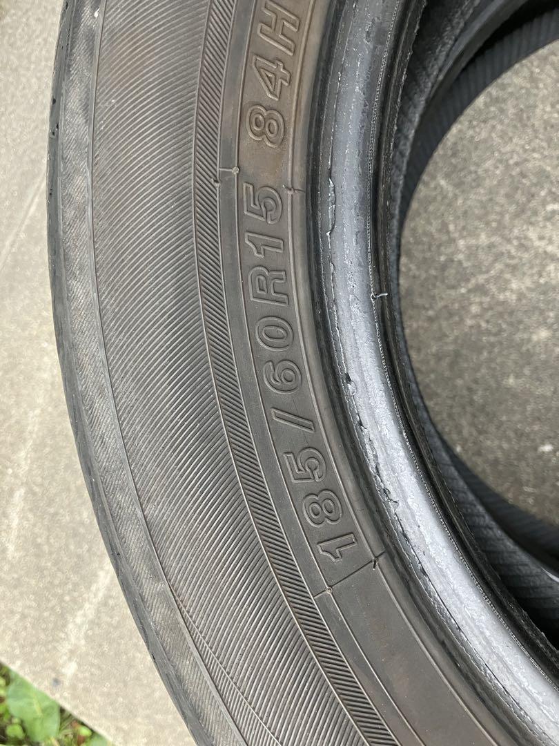 185/60R15ヨコハマブルーアース タイヤのみ二本