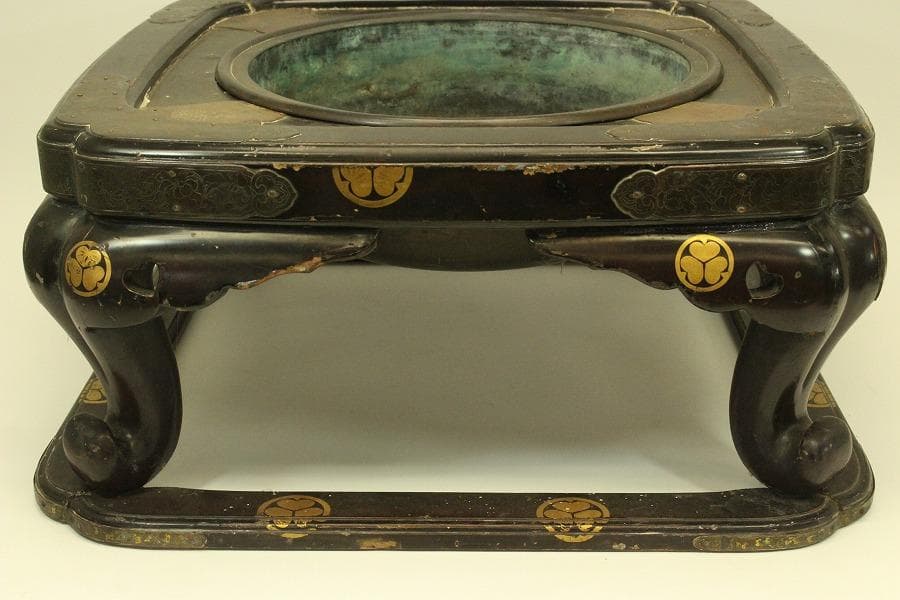 古美術 徳川 三つ葉葵紋 瓶掛 火鉢 大名火鉢(ZE479) - メルカリ