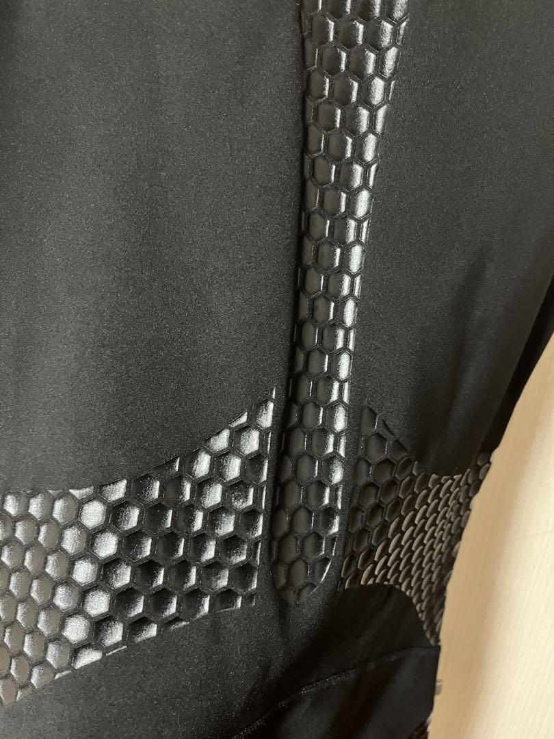 ☆クイックシルバー　HIGHLINEインナーショートジョン　冬用Lサイズ美品☆