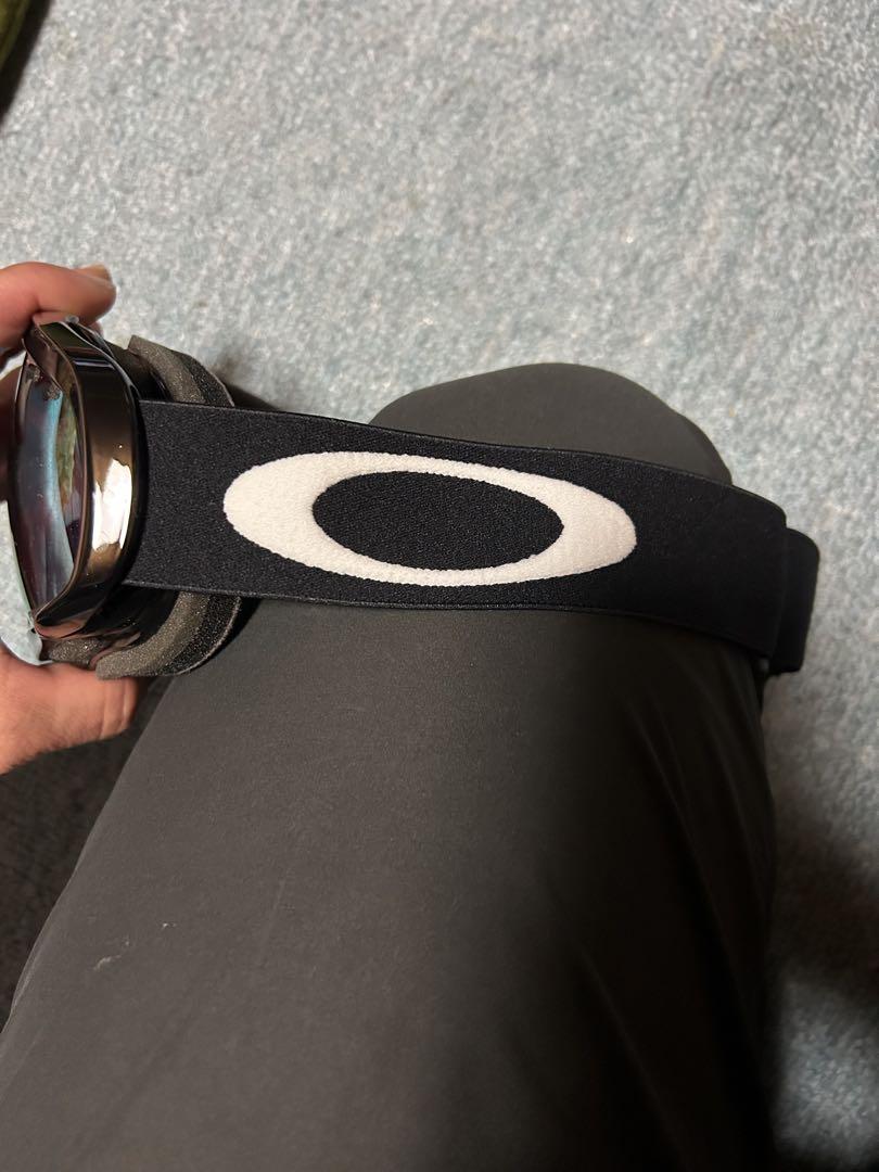 Oakley ゴーグル
