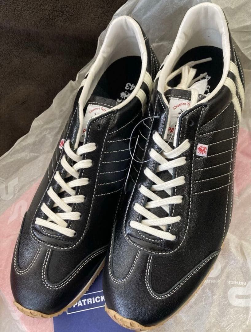 限定1足　限定価格　新品　未使用　パトリック　スニーカー　パミール43 本革