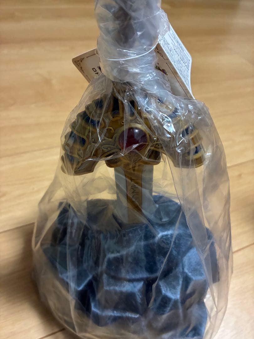 ドラゴンクエストアイランドふくびき 伝説の勇者賞 ロトの剣岩台座付き ドラゴンクエストアイランドふくびき所 伝説の勇者賞 ロトの剣岩台座