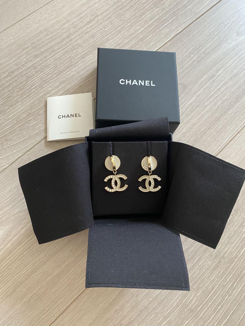 CHANEL ゴールド CCロゴピアス