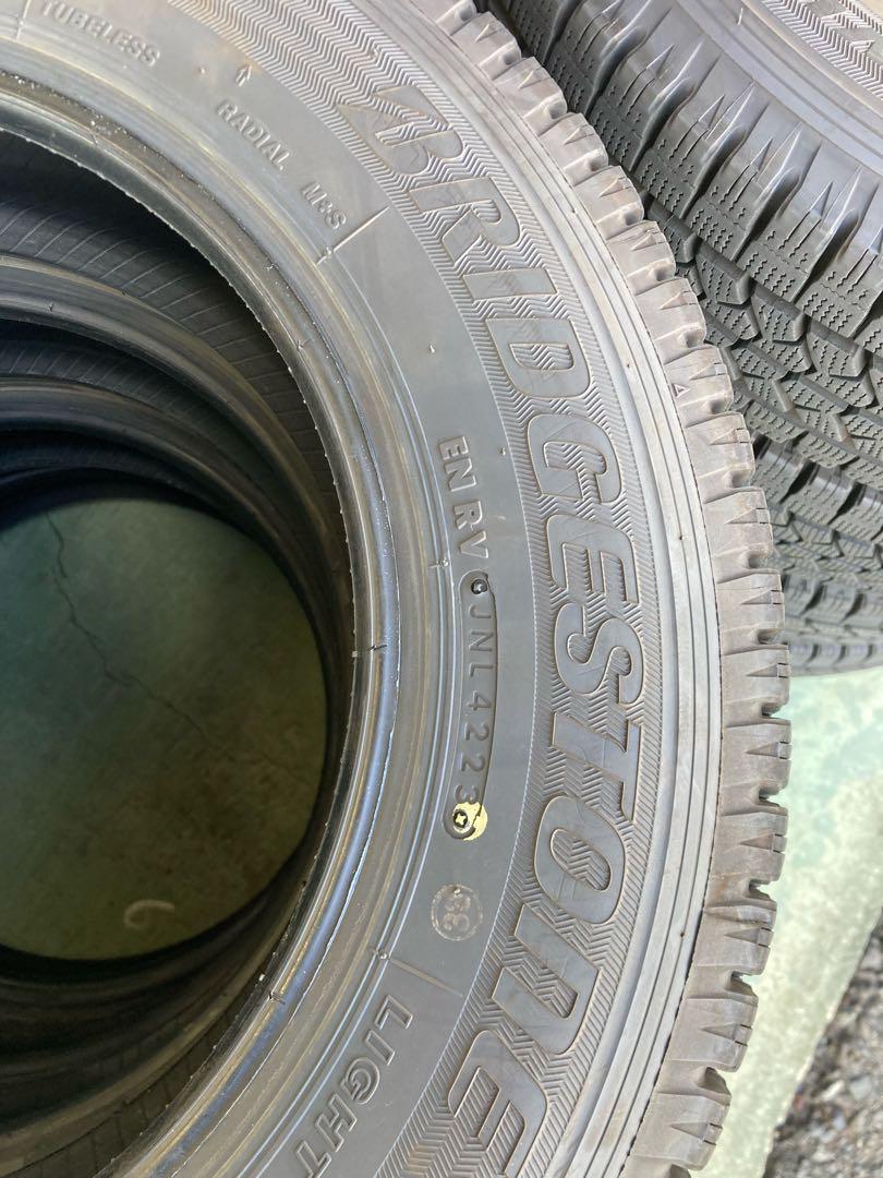 ④  155／80R14   88／86N   ブリヂストン　スタッドレス