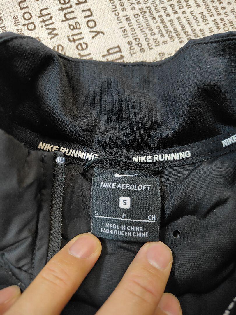 NIKERUNNING　ナイキランニング　エアロロフト　AEROLOFT　ベスト