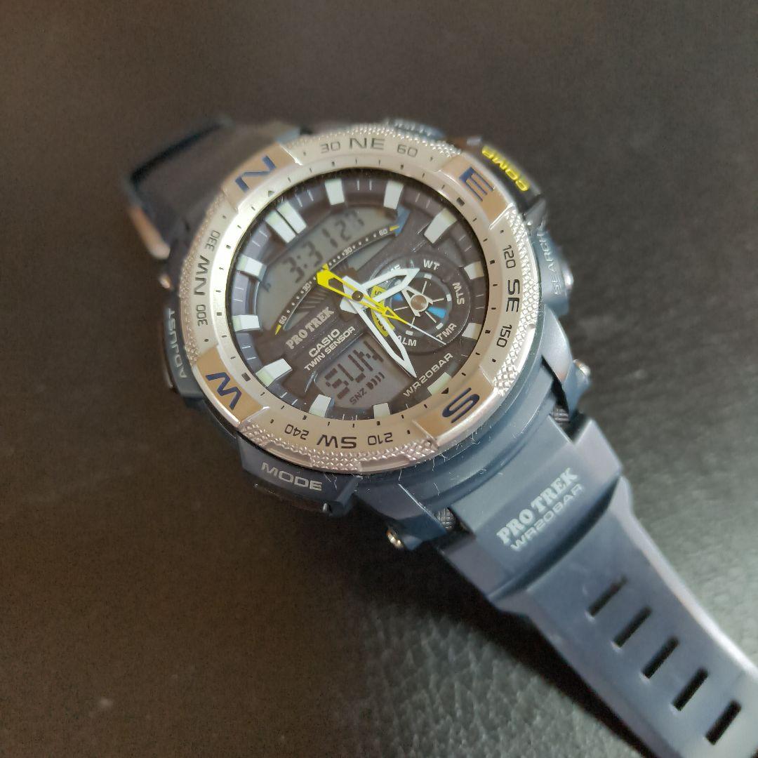 CASIO　pro trek twin sensor メンズ　腕時計
