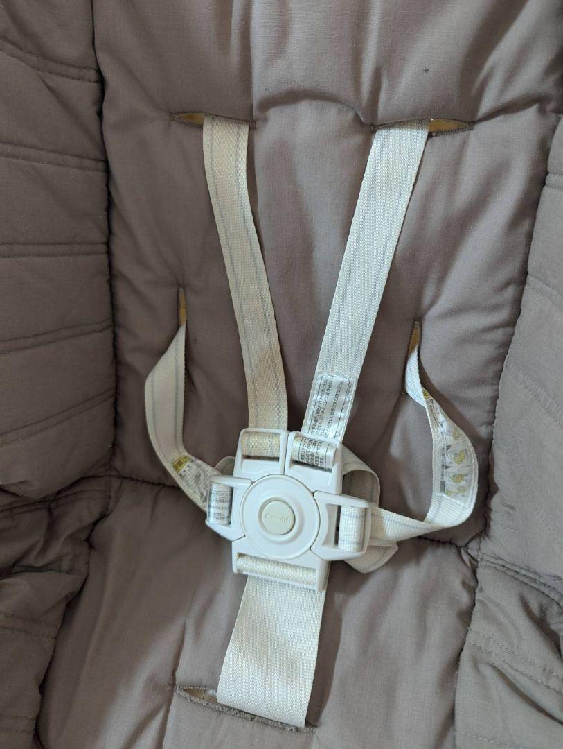 コンビ　ネムリラ　オートスウィング　combi　バウンサー　ハイローチェア