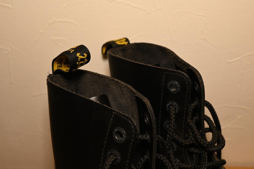 Dr. Martens ブーツ
