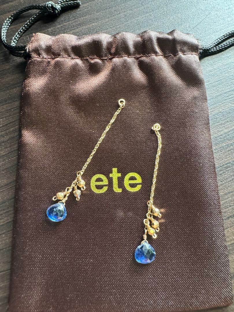 ete カイヤナイト　K18ロングピアス（フック無し）