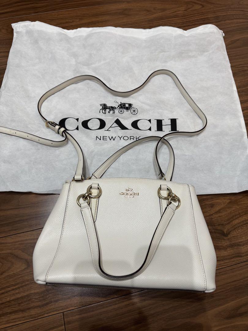 新品COACH ショルダーバッグ ベージュ