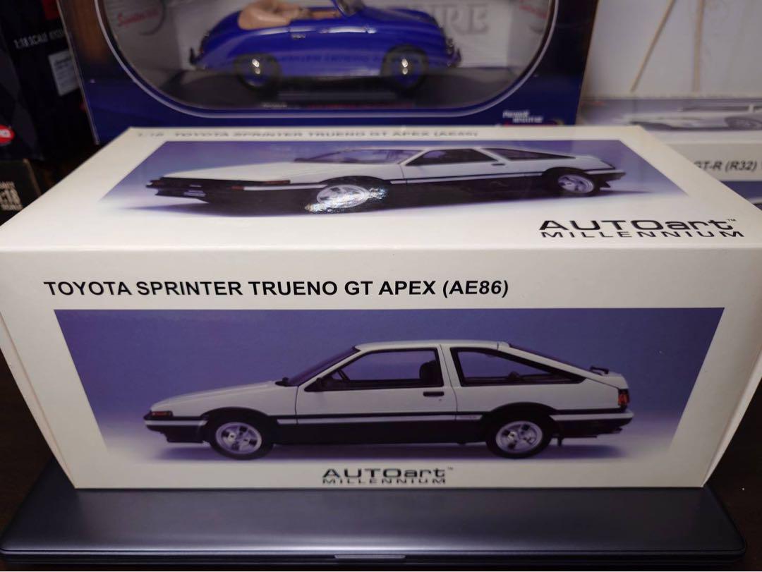 オートアート1/18ミニカー トヨタ スプリンタートレノ