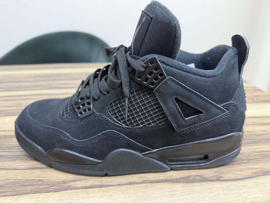 Air Jordan 4 ブラックキャット