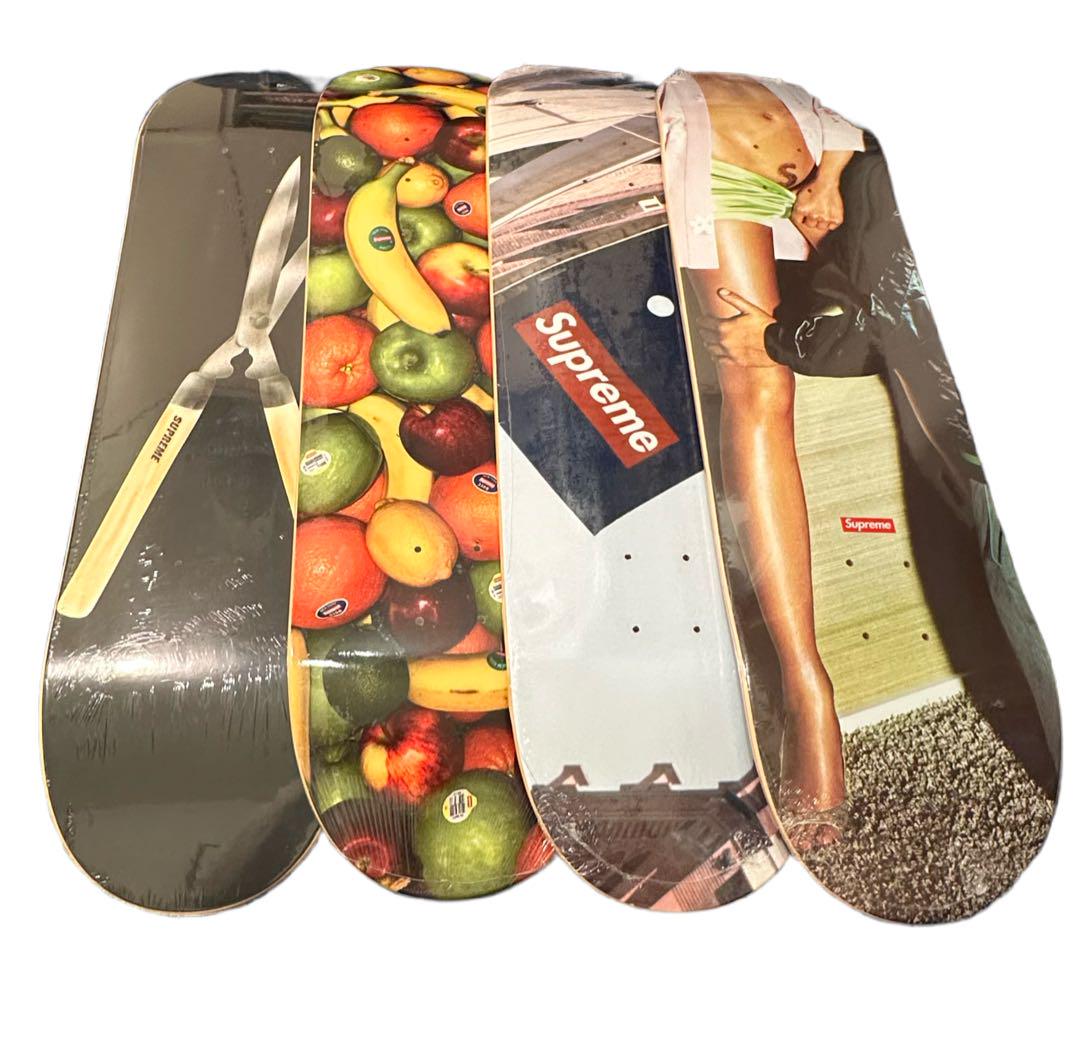スケートボード Supreme Shears Skateboard Deck