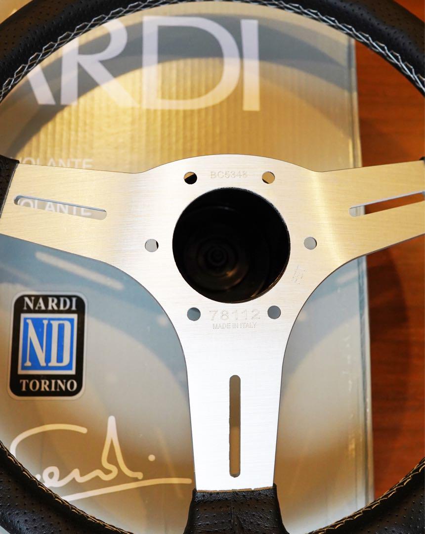 【最終値下げ】ナルディ（NARDI） クラシック レザーステアリング 13インチ