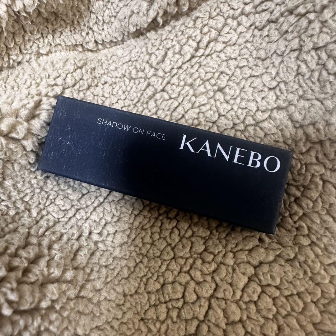 KANEBO シャドウオンフェース