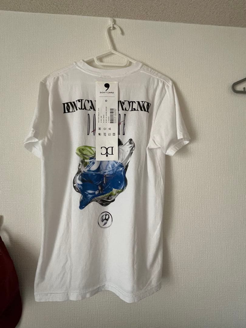 don't care Tシャツ