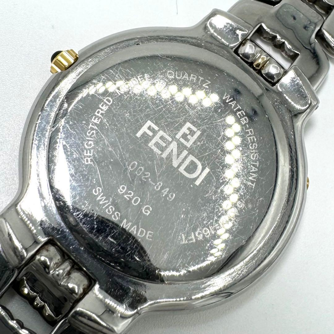 稼働 FENDI デイト ラウンド シルバー×ゴールド レディース腕時計 稼働 FENDI デイト ラウンド シルバー×ゴールド レディース腕時計