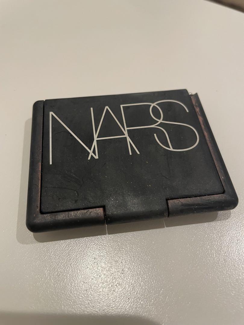 NARS パウダーチーク ピンクコーラル系