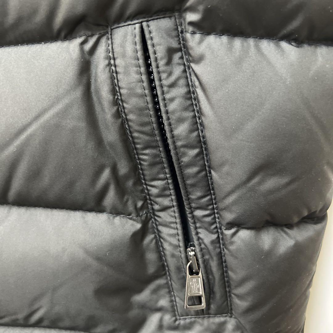 MONCLER モンクレール ダウンベスト　ブラック　1