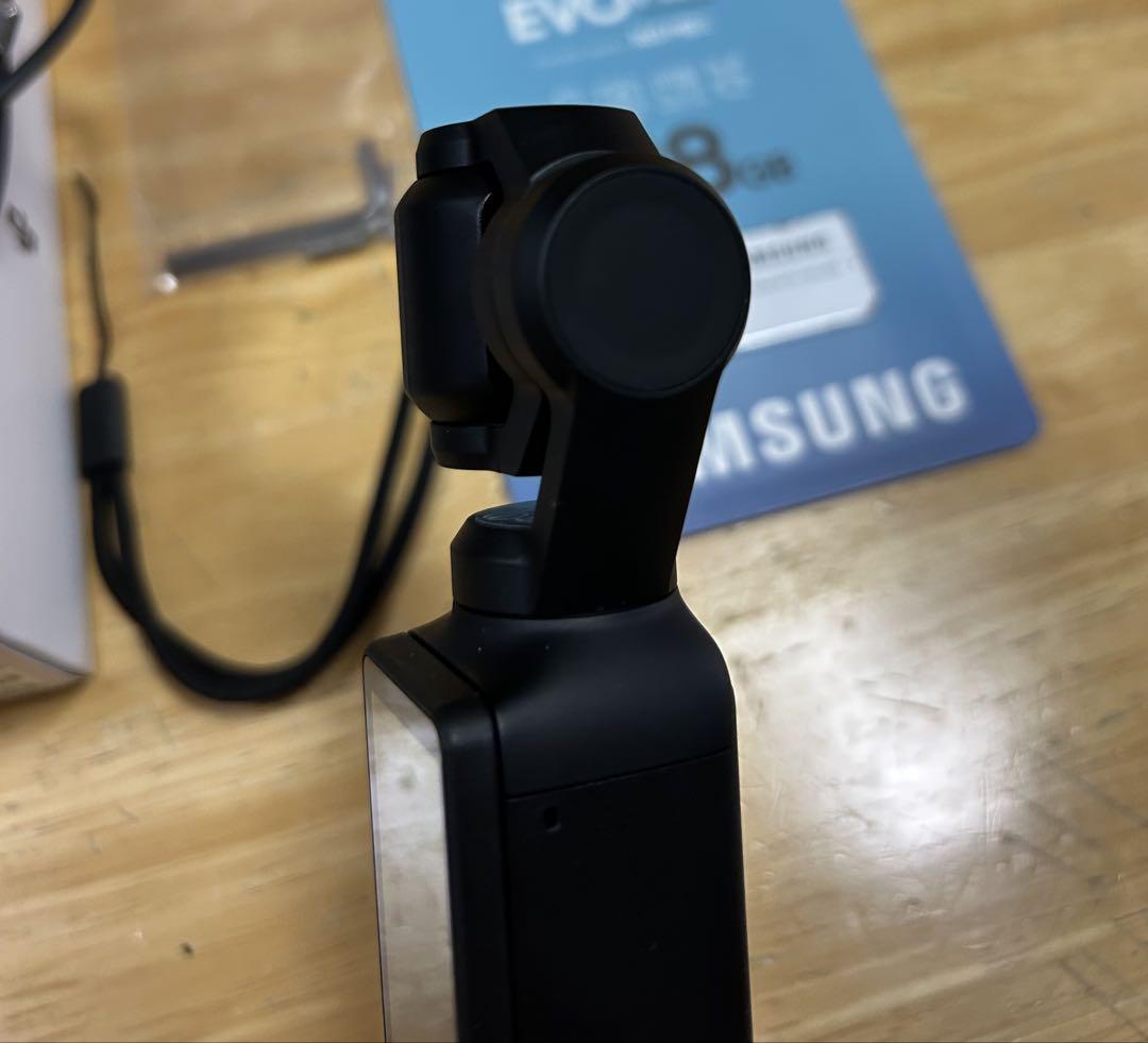DJI Osmo Pocket 3＋ Ulanzi 充電・三脚ベース