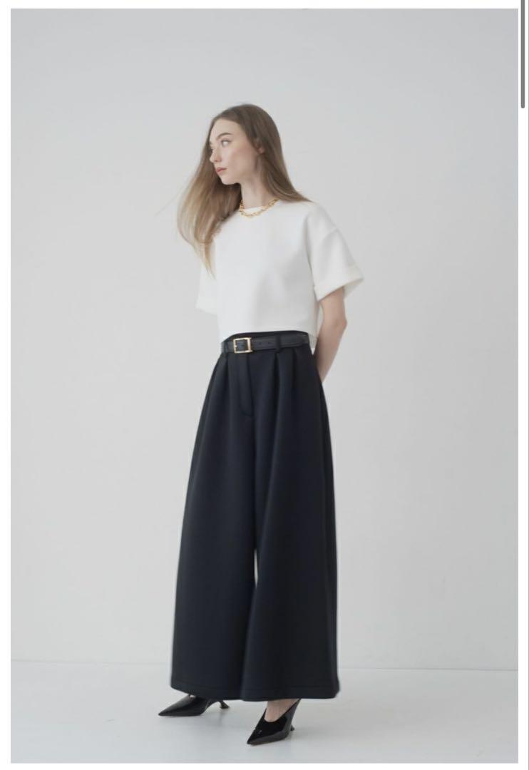 トップス maison de Dolce. forme tee/white