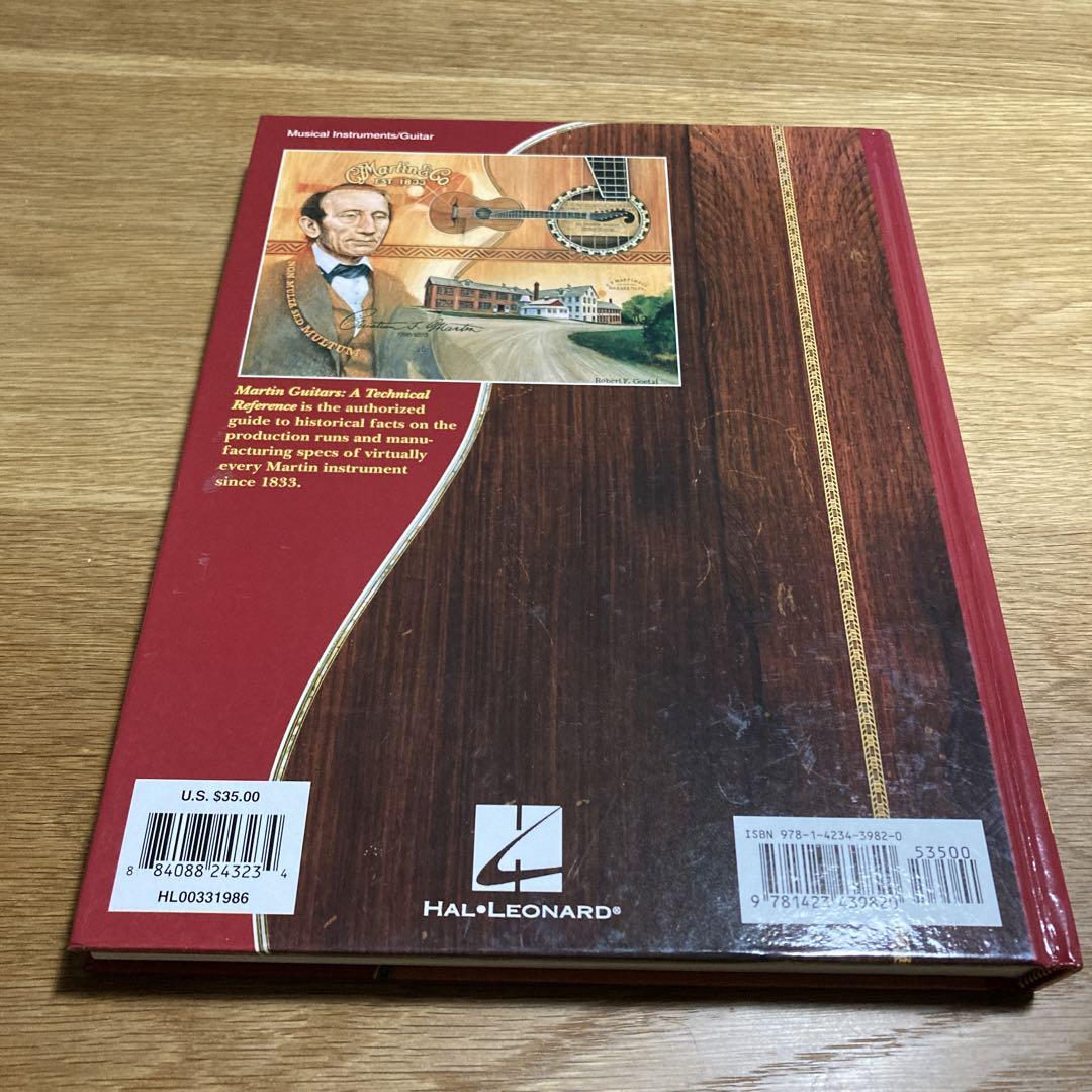 Martin Guitars: A Technical Reference 洋書