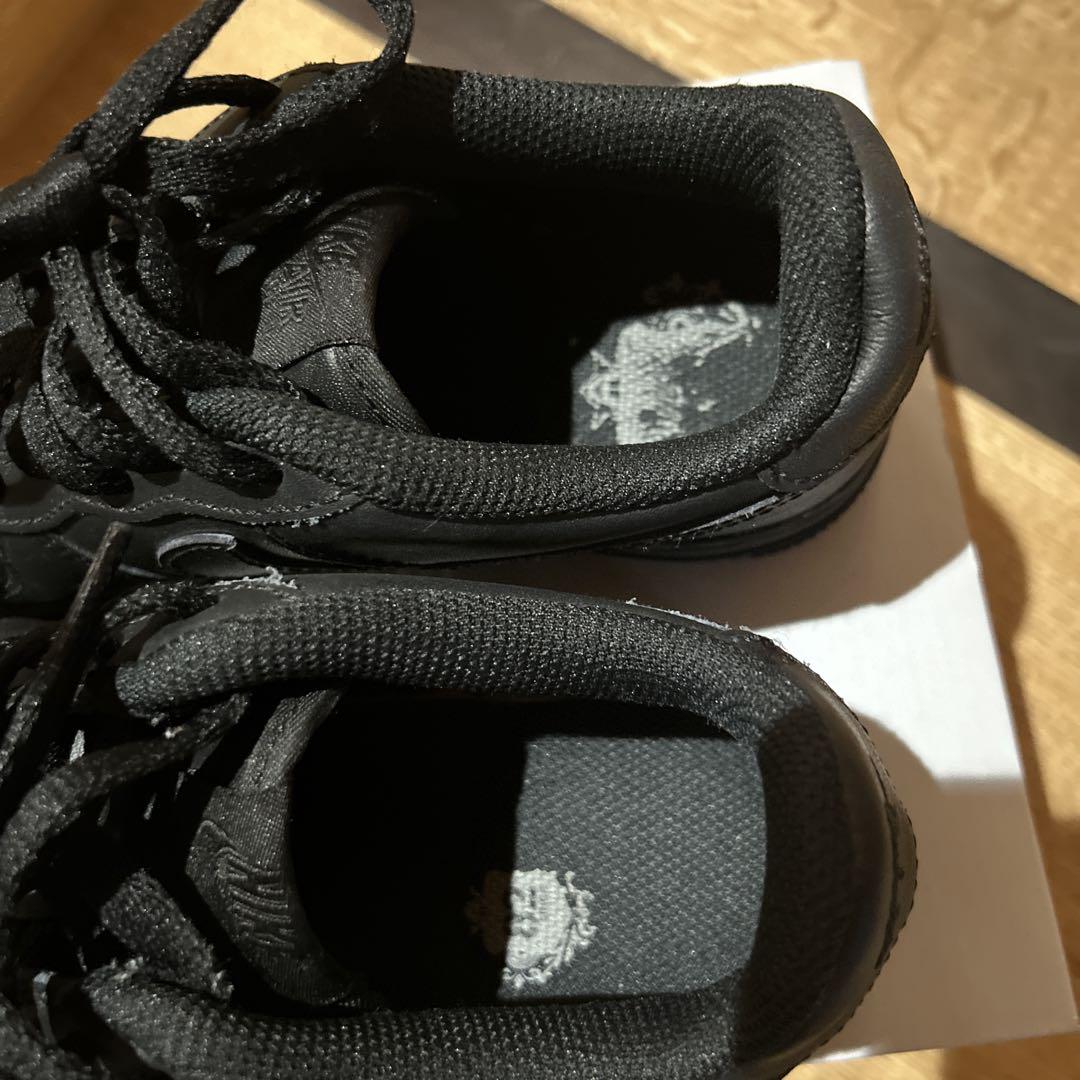 NIKE エアフォース1 キッズ　23.5 黒