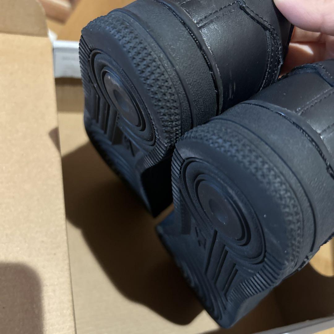 NIKE エアフォース1 キッズ　23.5 黒