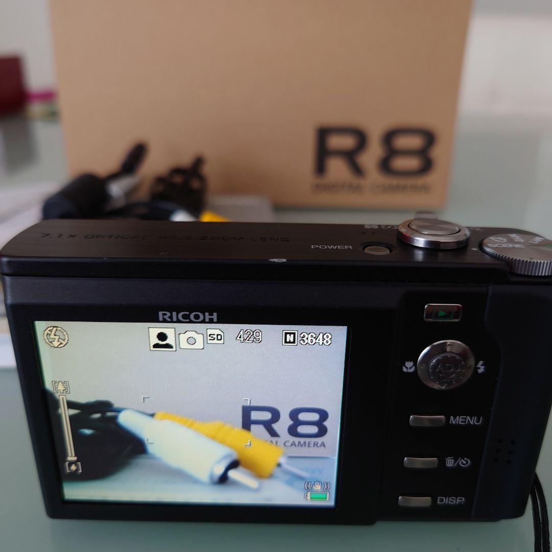 RICOH R8 動作確認済 付属品完備 デジカメ RICOH R8 動作確認済 付属品完備 デジカメ