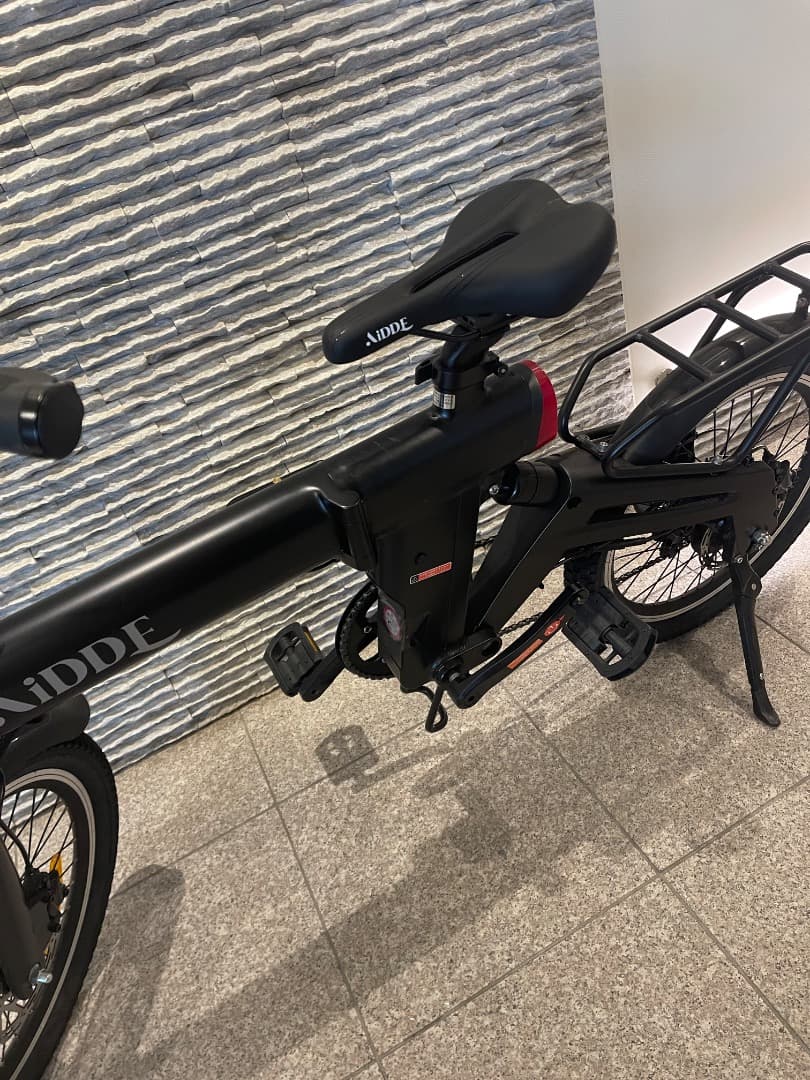 美品 AiDDE A3 電動アシスト自転車 折りたたみ 最大走行距離130㎞ 美品 AiDDE A3 電動アシスト自転車 折りたたみ 最大走行距離130㎞