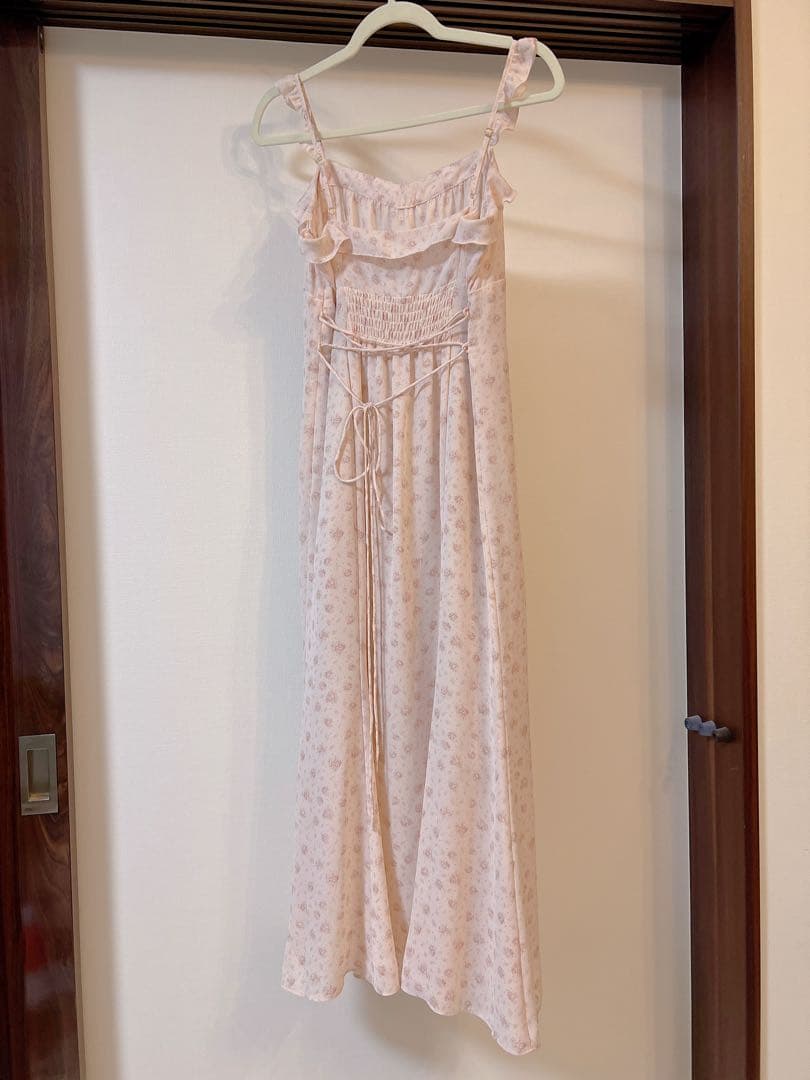 【新品未使用】 DEICY フラワードットフリルキャミワンピース 【新品未使用】 DEICY フラワードットフリルキャミワンピース