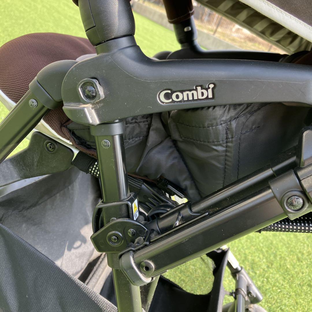 コンビ　ベビーカー　メチャカル　オート4キャス　simplight