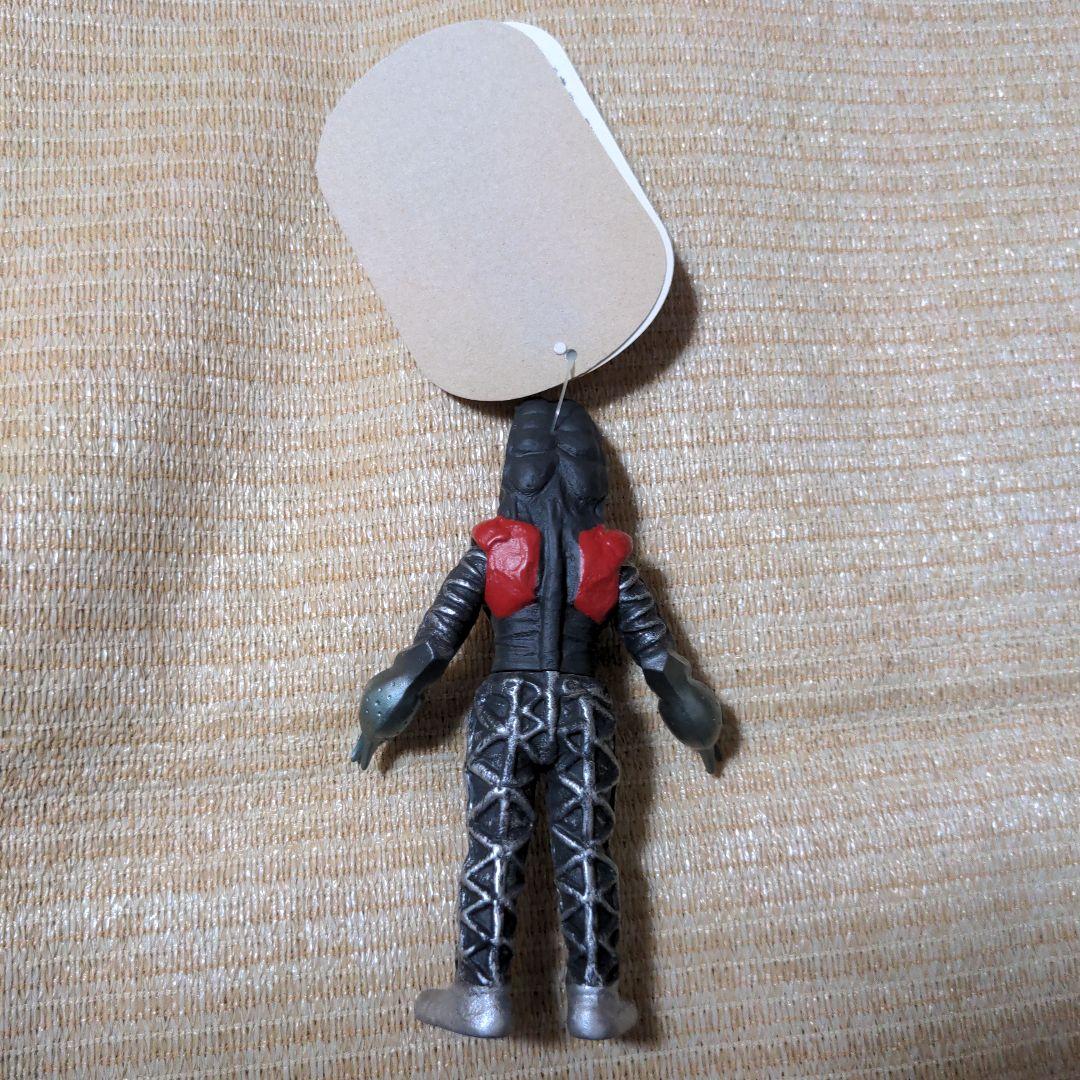 △ ウルトラ怪獣500 反重力宇宙人 ゴドラ星人 06 ライブサイン