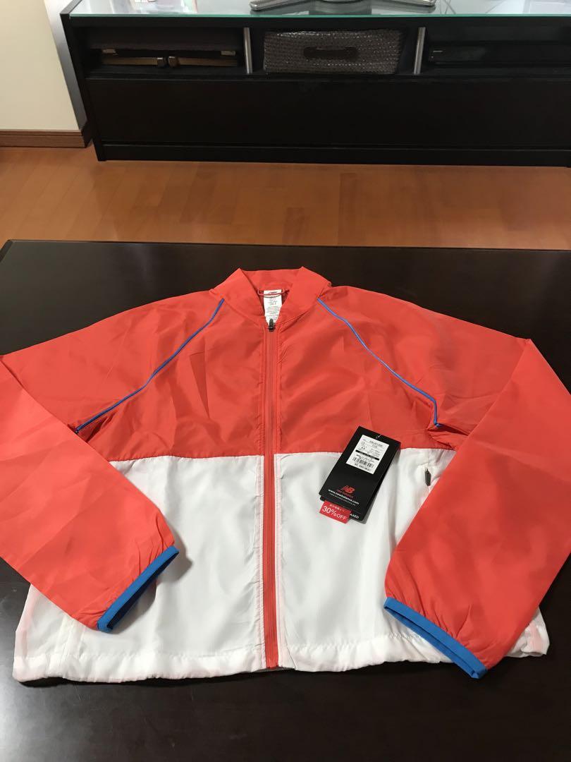 ★毎日お値下げ★タグ付き新品★定価8690円★ニューバランス★ウインブレーカー★トップス