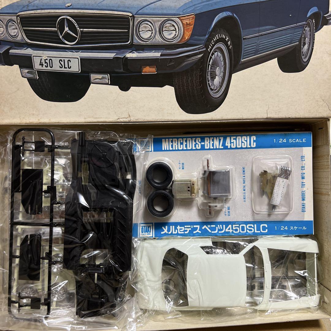 オオタキ製　1/24メルセデスベンツ450SLC (アメリカ仕様)