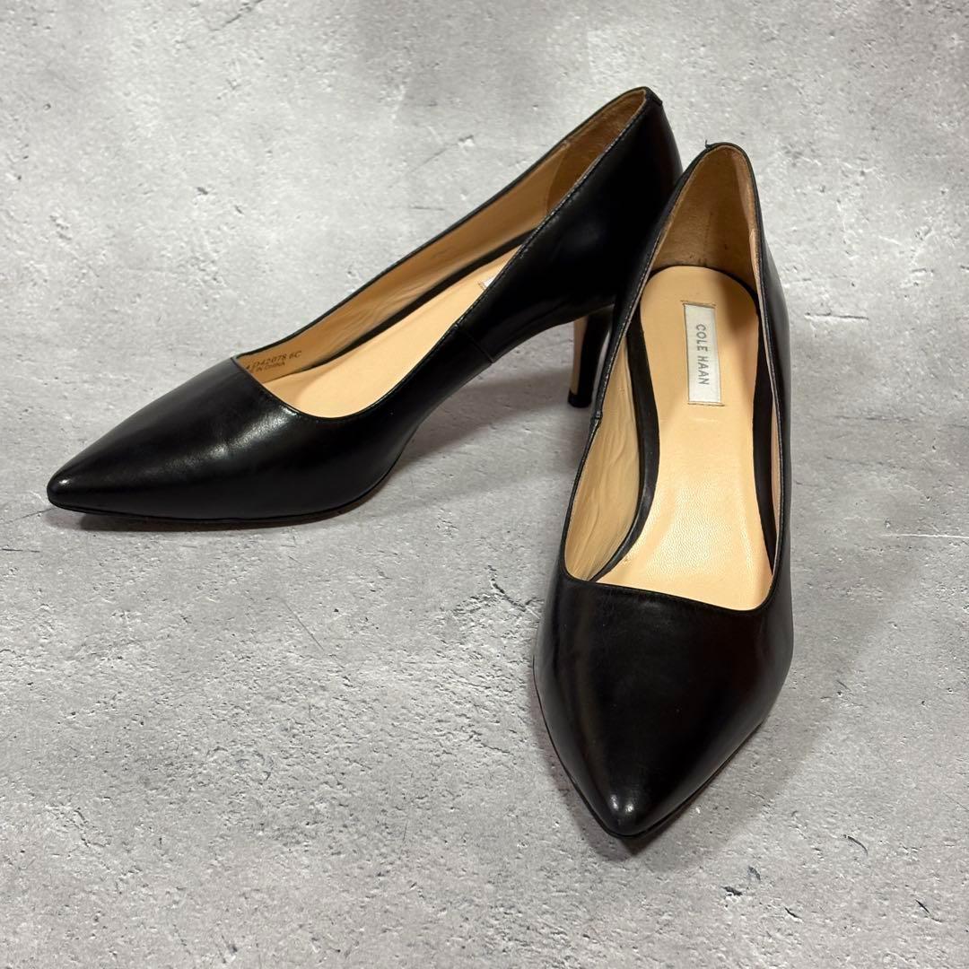 美品　コールハーン　COLE HAAN (6C) レザーポインテッドトゥパンプス