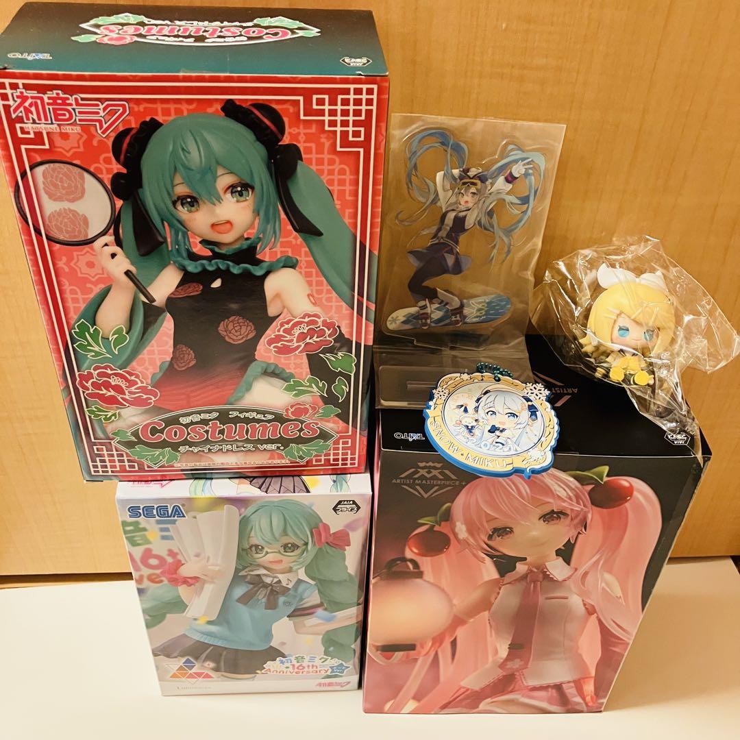 初音ミク フィギュア ぷーたver. チャイナドレス amp+桜提灯3点 初音ミク フィギュア ぷーたver. チャイナドレス amp+桜提灯3点