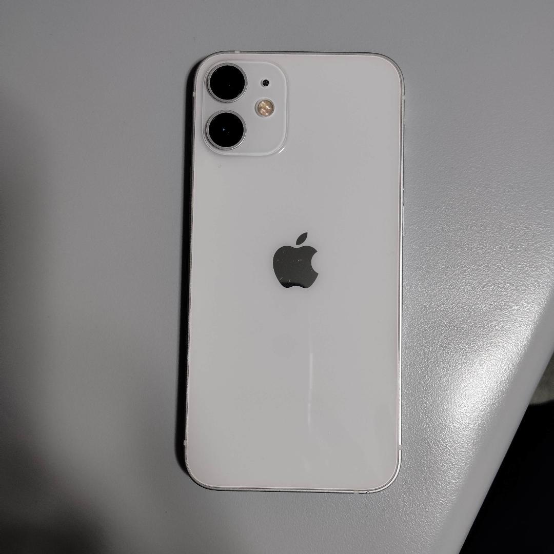 新品同様　iPhone12 mini 256GB ホワイト　バッテリー98%