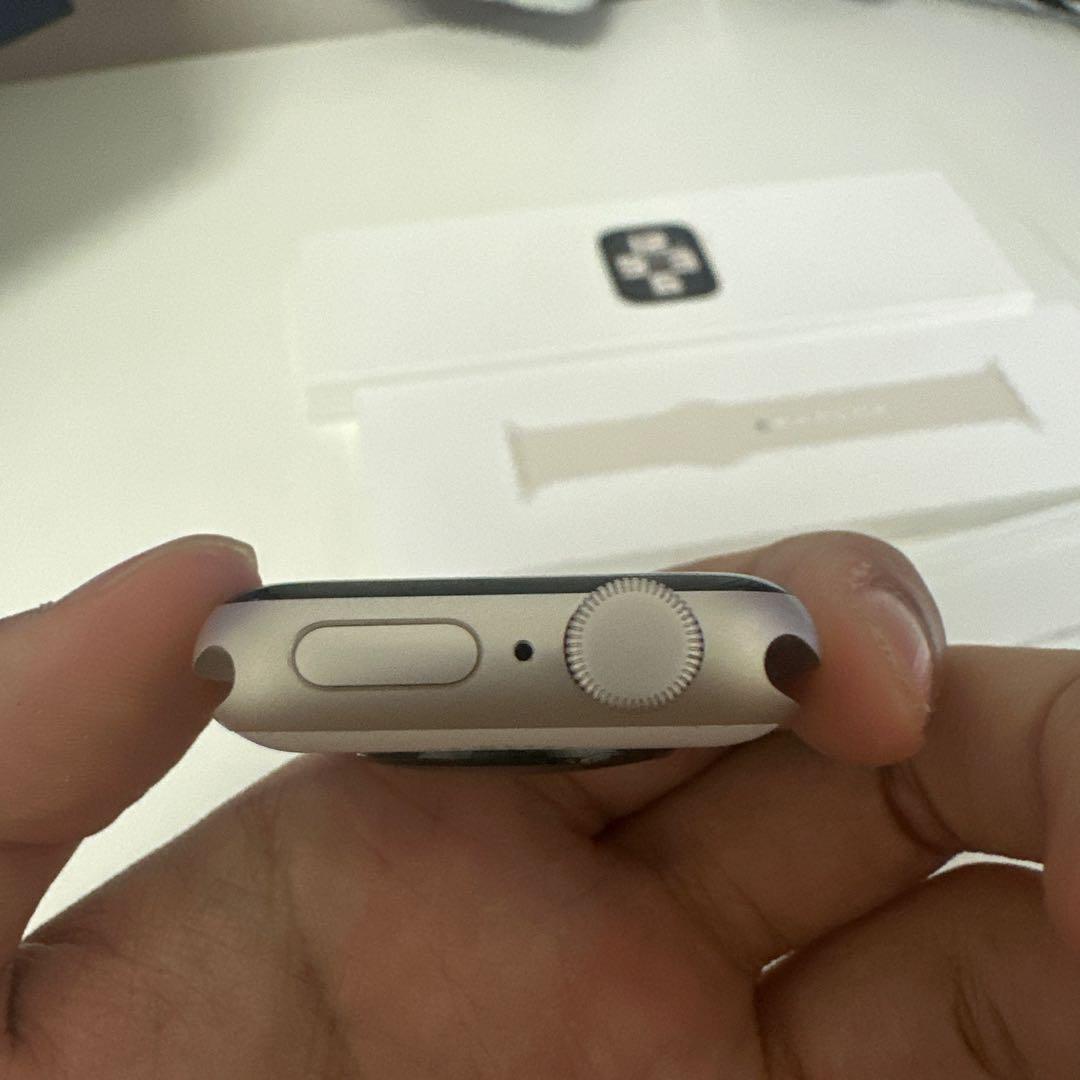 Apple Watch SE第2世代40mm スターライト 本体 純正バンド