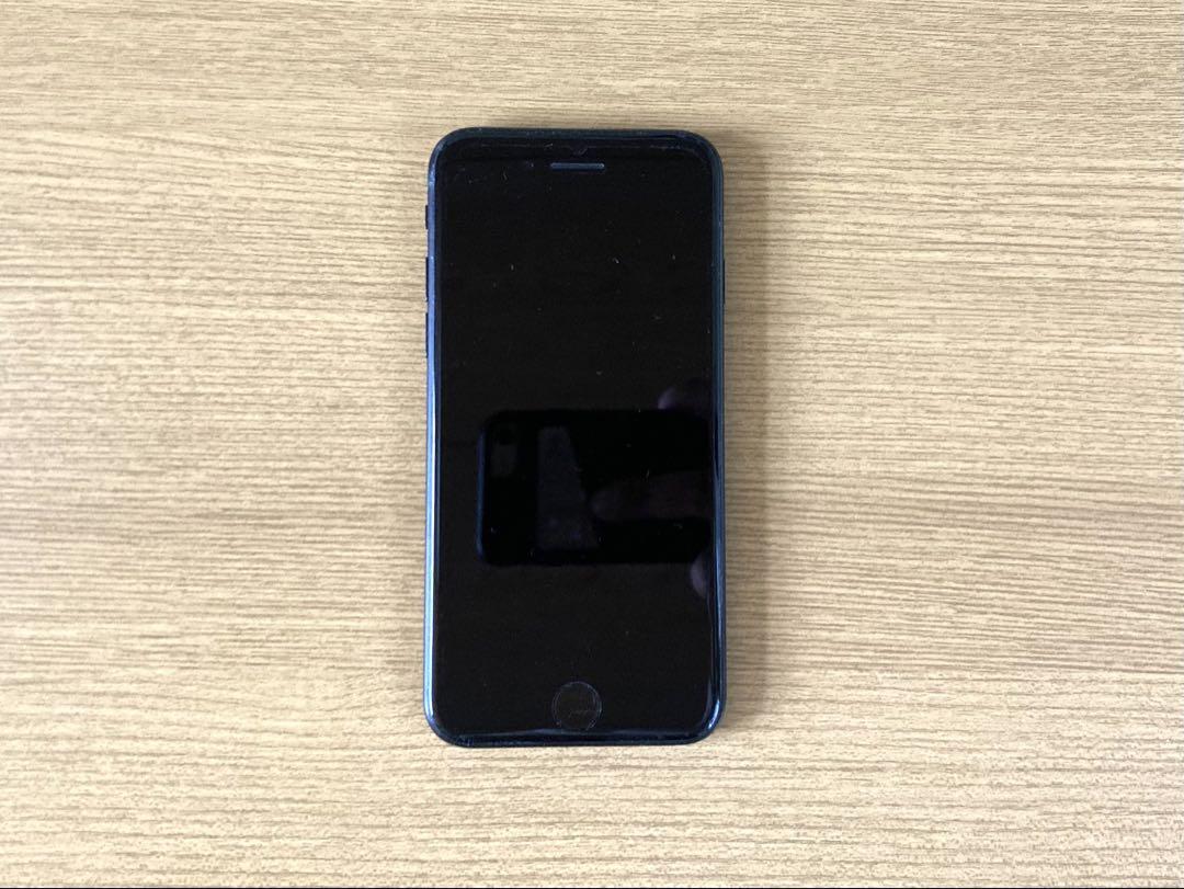 iPhoneSE2 128GB SIMフリーブラック