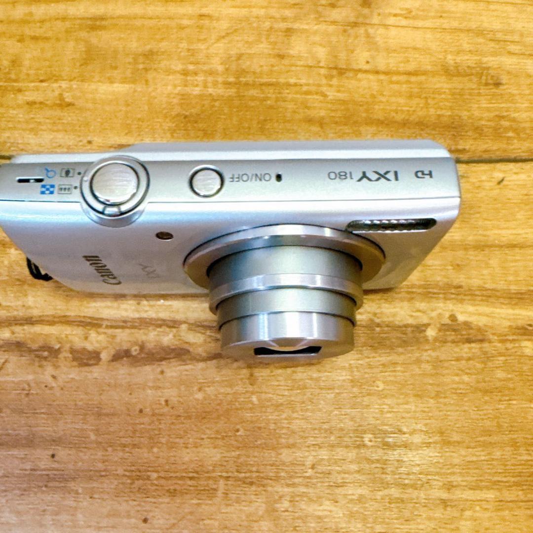Canon キャノン コンパクトデジタルカメラ IXY 180 シルバー