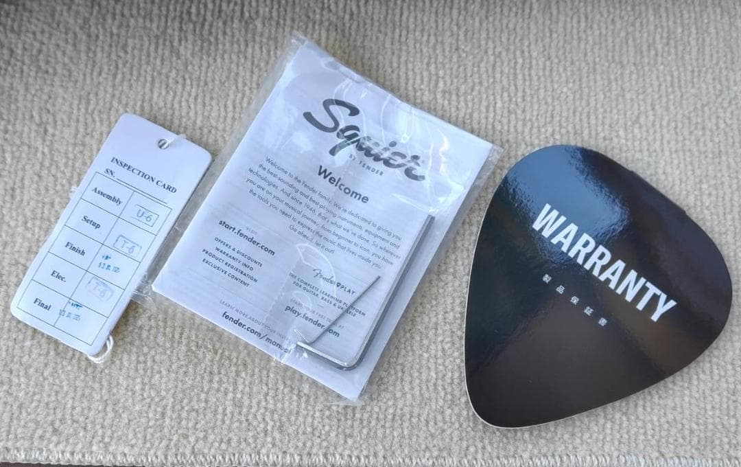 ✨新品✨Fender Squier Mustang Torino Red ✨新品✨Fender Squier Mustang Torino Red