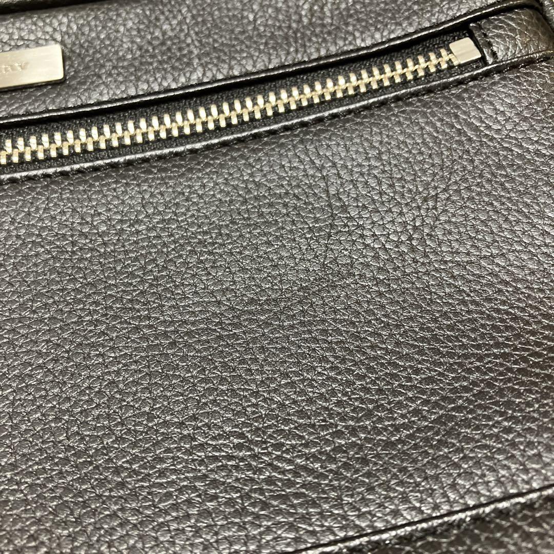 BURBERRY 黒 レザー バッグ