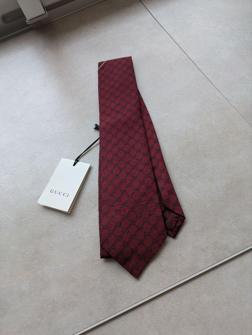 【新品タグ付き】GUCCI ボルドーネクタイ