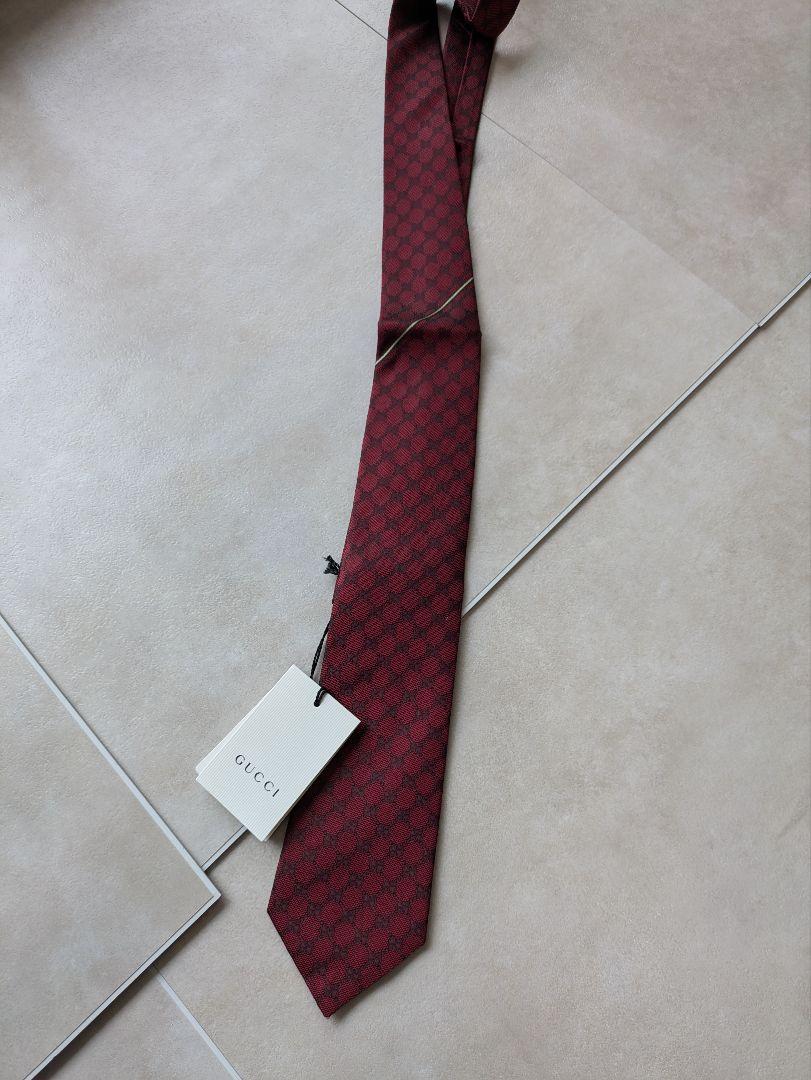 【新品タグ付き】GUCCI ボルドーネクタイ